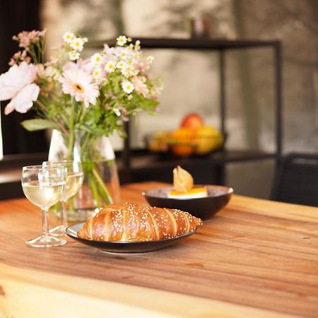Stay At Smilla - Boutique Apartments Mit Kueche - Parken - Klima - Netflix - Waschmaschine 威斯巴登 外观 照片