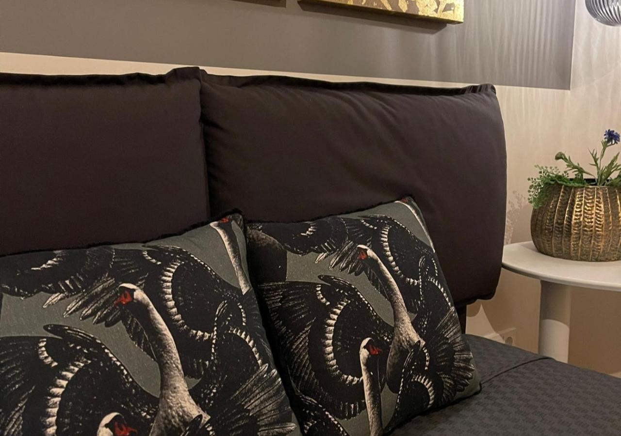 Stay At Smilla - Boutique Apartments Mit Kueche - Parken - Klima - Netflix - Waschmaschine 威斯巴登 外观 照片