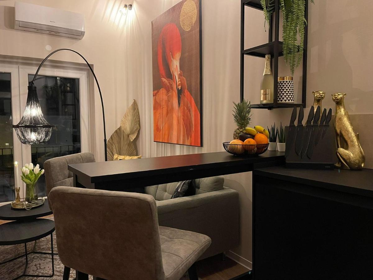 Stay At Smilla - Boutique Apartments Mit Kueche - Parken - Klima - Netflix - Waschmaschine 威斯巴登 外观 照片