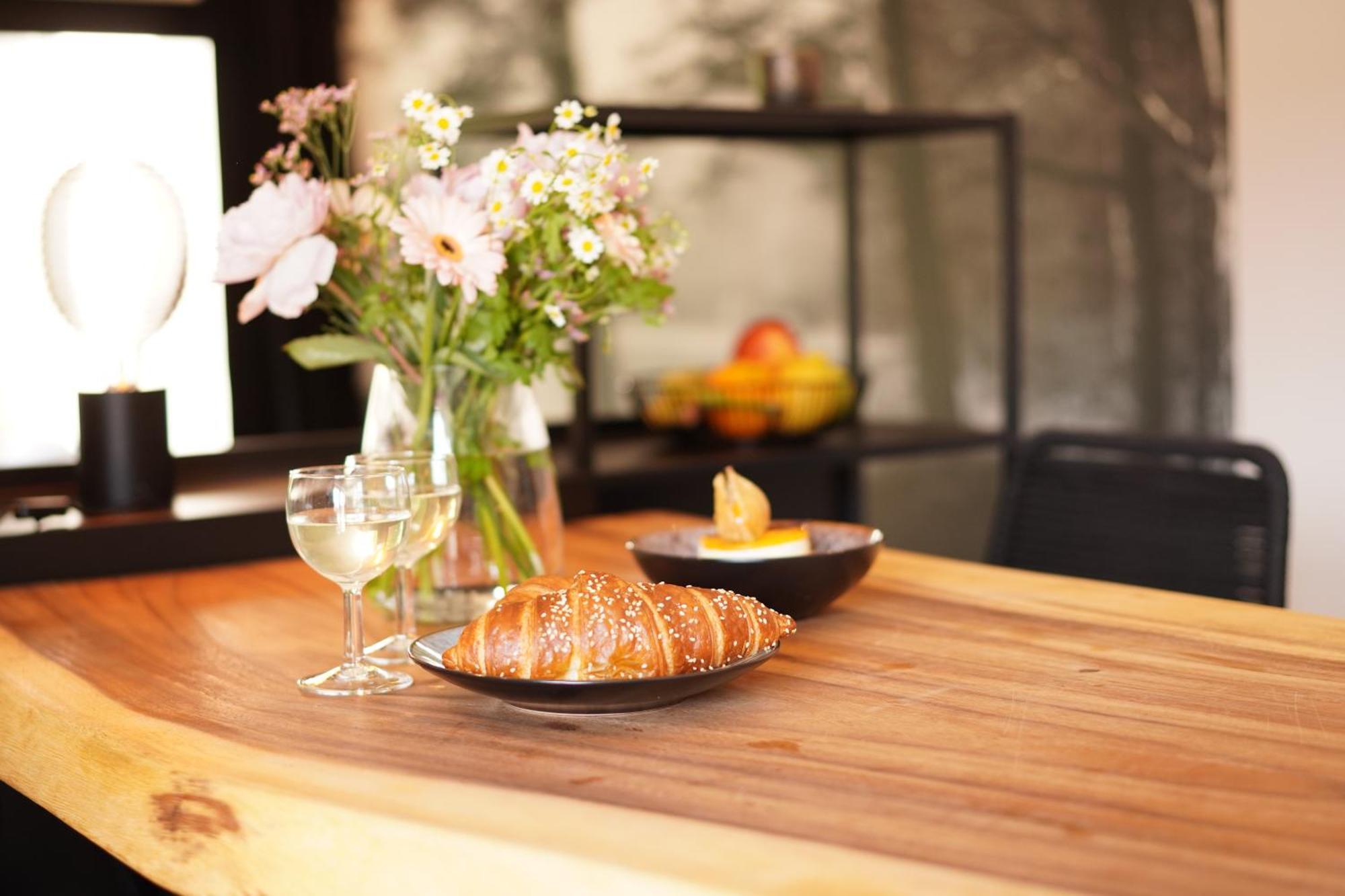 Stay At Smilla - Boutique Apartments Mit Kueche - Parken - Klima - Netflix - Waschmaschine 威斯巴登 外观 照片