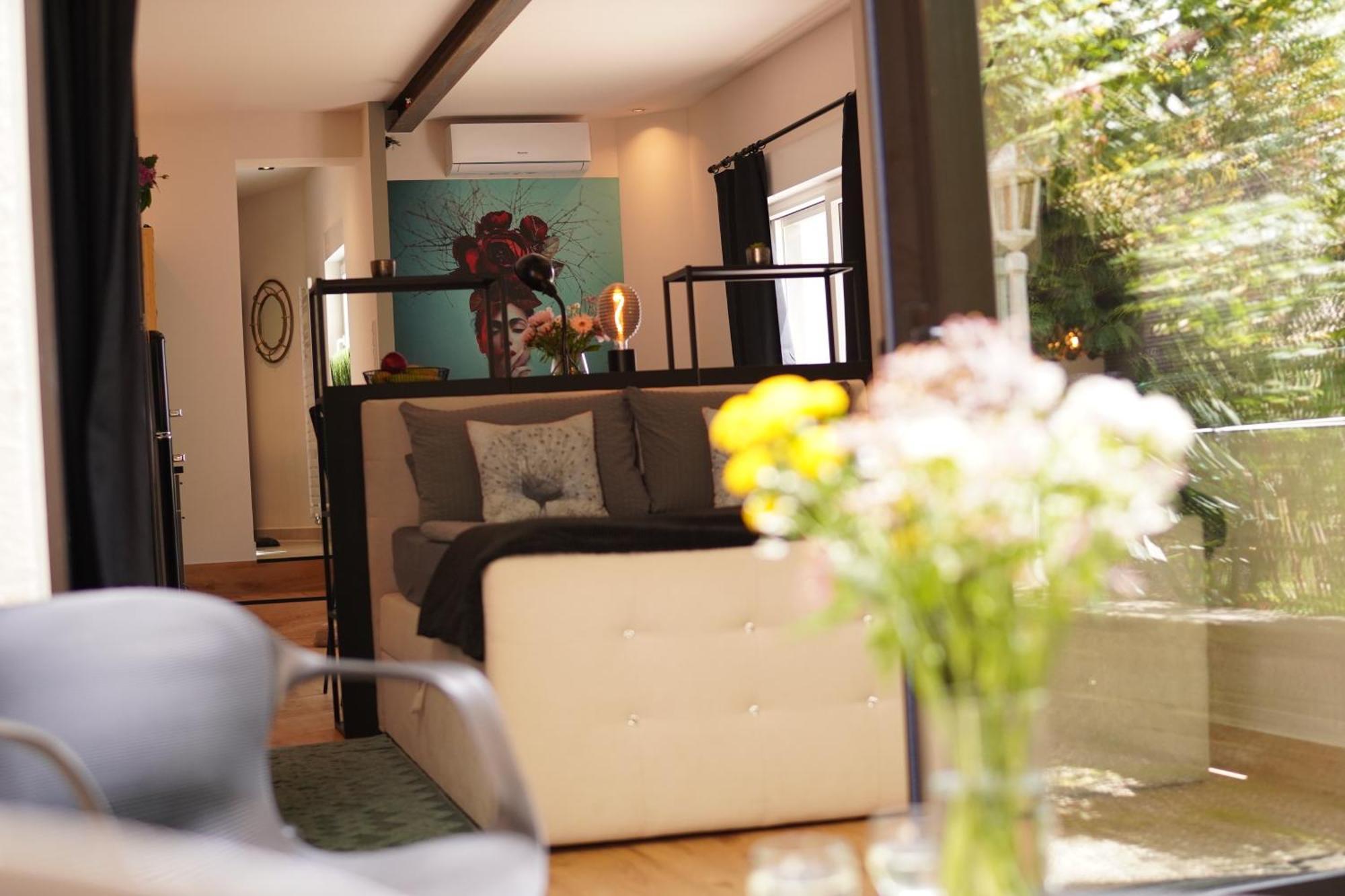 Stay At Smilla - Boutique Apartments Mit Kueche - Parken - Klima - Netflix - Waschmaschine 威斯巴登 外观 照片