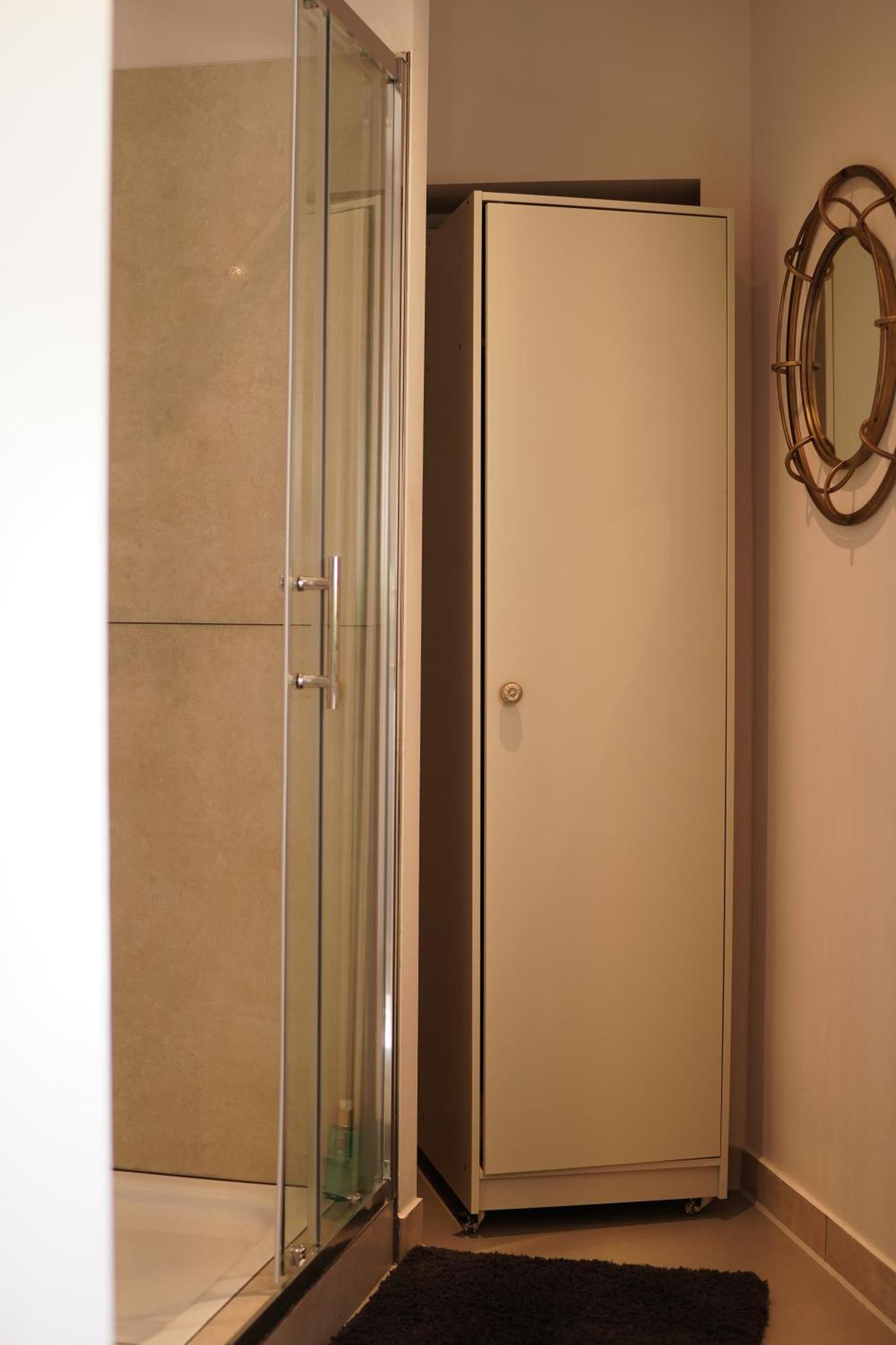 Stay At Smilla - Boutique Apartments Mit Kueche - Parken - Klima - Netflix - Waschmaschine 威斯巴登 客房 照片